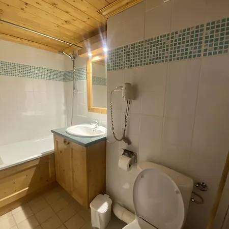 De L'adonis Aparthotel 4*