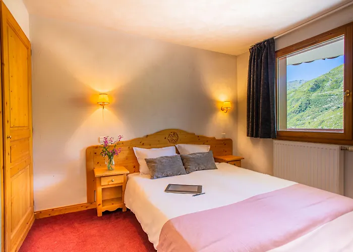 De L'adonis Aparthotel 4*