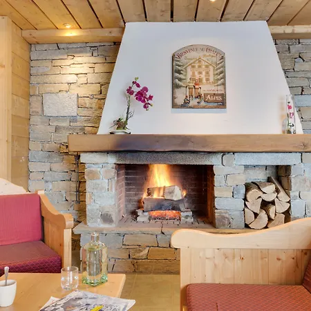 Aparthotel De L'adonis 4*