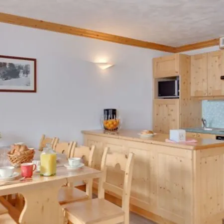 Aparthotel De L'adonis