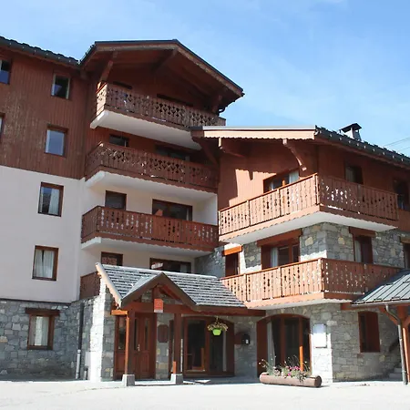 De L'adonis Appart hôtel