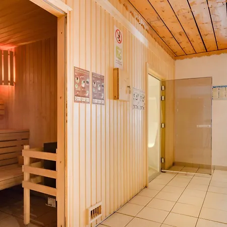 Aparthotel De L'adonis 4*