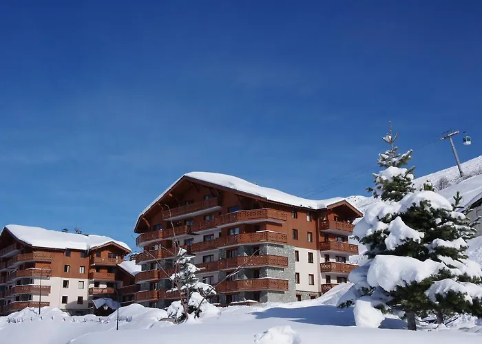 De L'adonis 4* Les Bruyères